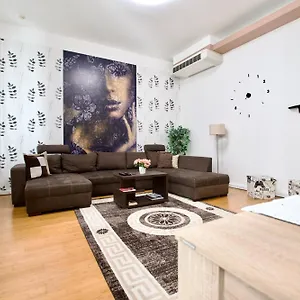 Premium By Hi5 - Vitkovics Apartamento